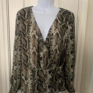 Snake Print V-Neck Long Sleeve Top - Taupe/Black